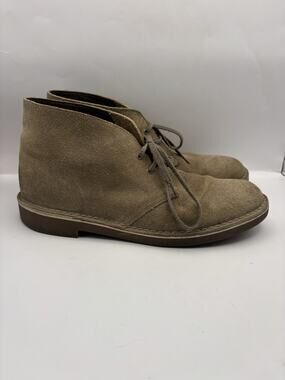 Clarks Suede Chukka Brown Boots Men Size 9